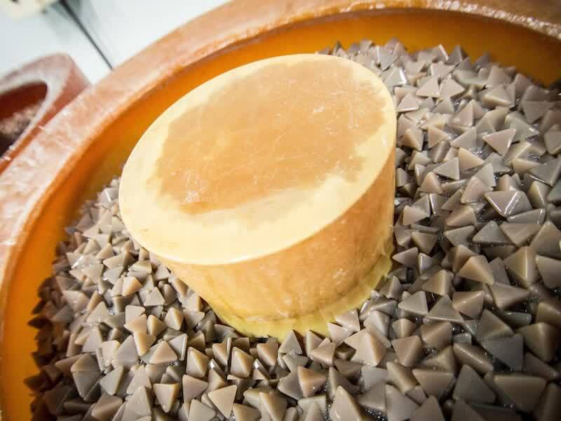 Vibratory Finishing Equipment