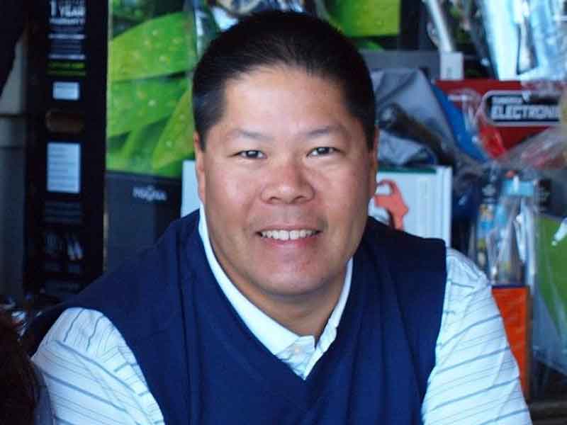 Ron lum