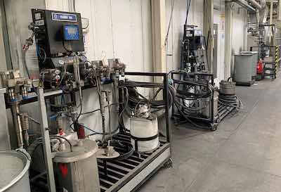 The ProMix 2KE is designed for single-color, two-component, in-booth applications and offers predefined tolerance limits that help to stay on ratio within 2%.