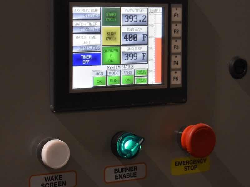 The oven has controls that give the system plenty of power and functionality.