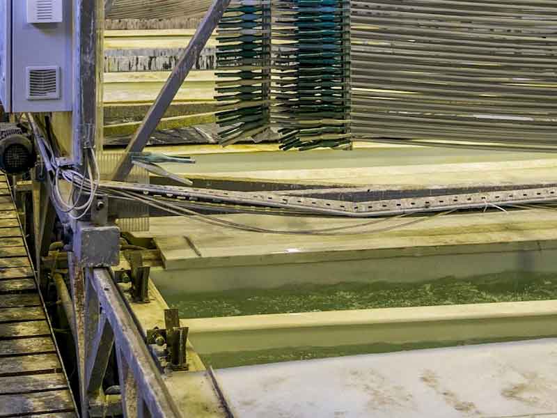 parts cleaning tank