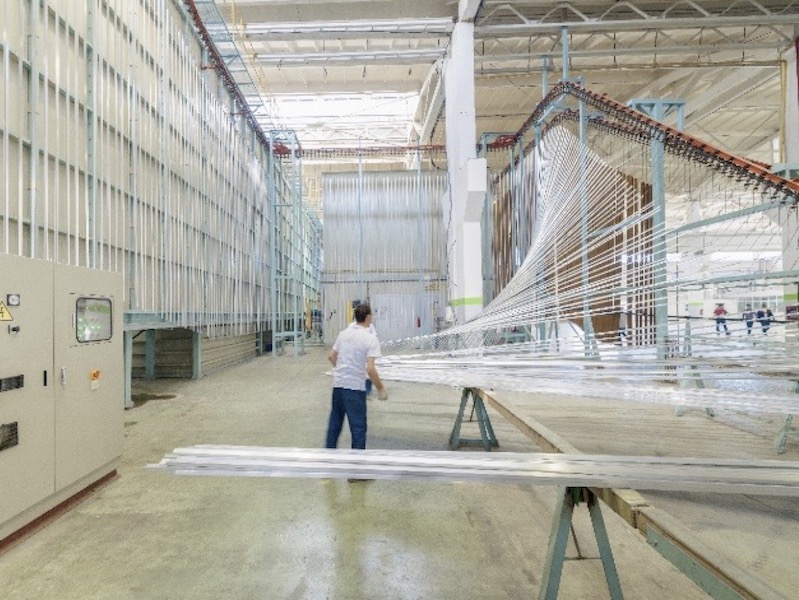 vertical powder coating