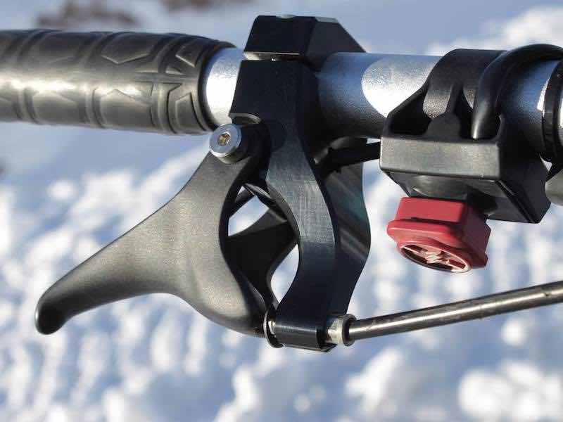 Munster Canada makes finger throttles, kill switches, bushing savers, rail braces, and brake levers.