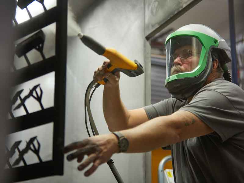 Fast Powder Coating Process Helps Viewrail Stay Step Ahead on Lead Times